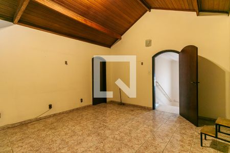 Casa à venda com 600m², 8 quartos e 6 vagasSotão