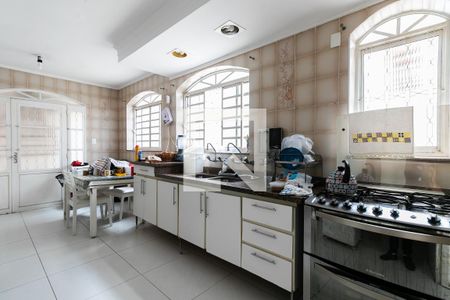 Casa à venda com 600m², 8 quartos e 6 vagasCozinha