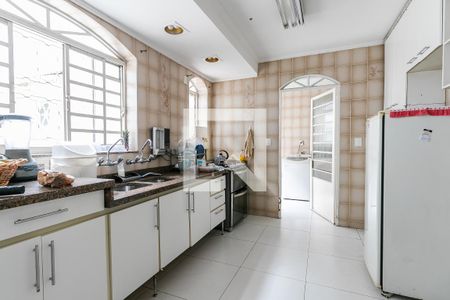 Casa à venda com 600m², 8 quartos e 6 vagasCozinha