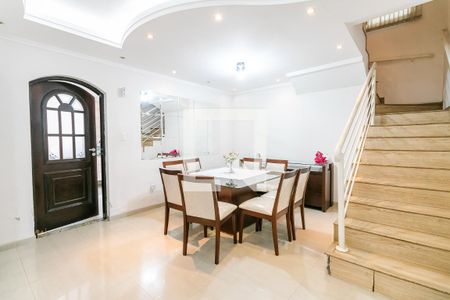 Sala de casa à venda com 8 quartos, 600m² em Chácara Seis de Outubro, São Paulo