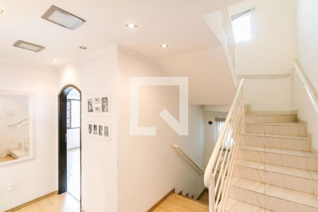 Casa à venda com 600m², 8 quartos e 6 vagasCorredor