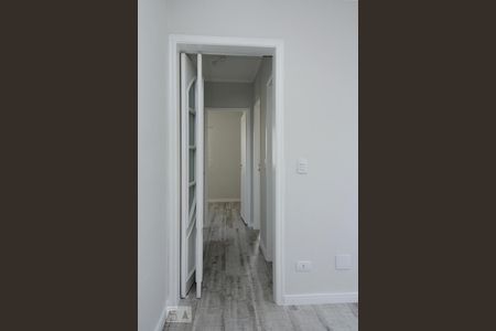 Corredor de apartamento para alugar com 3 quartos, 65m² em Perdizes, São Paulo