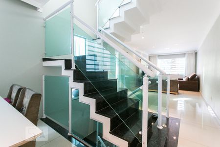 Sala de Estar de casa para alugar com 4 quartos, 290m² em Vila Antonina, São Paulo