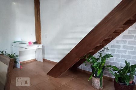 Sala escada de casa para alugar com 1 quarto, 117m² em Canudos, Novo Hamburgo