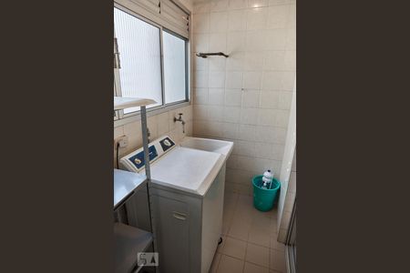 Apartamento à venda com 78m², 3 quartos e 1 vagaÁrea de Serviço