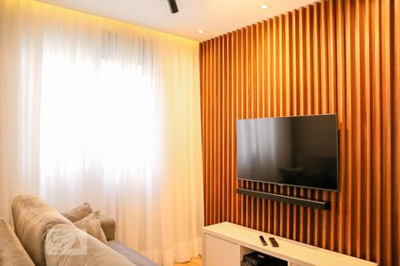 Sala de apartamento à venda com 2 quartos, 58m² em Usina Piratininga, São Paulo