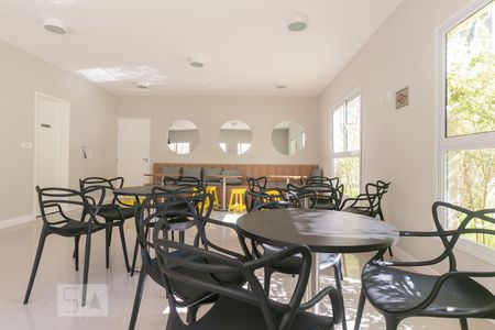 Apartamento para alugar com 45m², 2 quartos e 1 vagaÁrea comum - Salão de festas