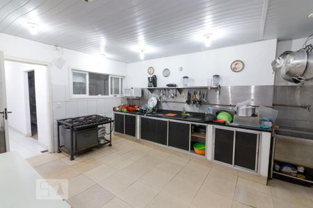 Casa para alugar com 300m², 4 quartos e 1 vaga Casa para alugar com 300m², 4 quartos e 1 vagaCozinha 2