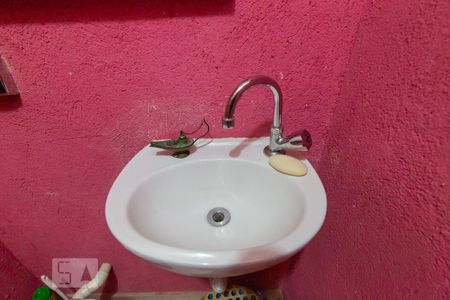 Casa para alugar com 300m², 4 quartos e 1 vaga Casa para alugar com 300m², 4 quartos e 1 vagaLavabo 1