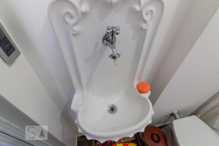 Casa para alugar com 300m², 4 quartos e 1 vaga Casa para alugar com 300m², 4 quartos e 1 vagaBanheiro da Suíte 1