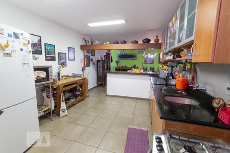 Casa para alugar com 300m², 4 quartos e 1 vaga Casa para alugar com 300m², 4 quartos e 1 vagaCozinha