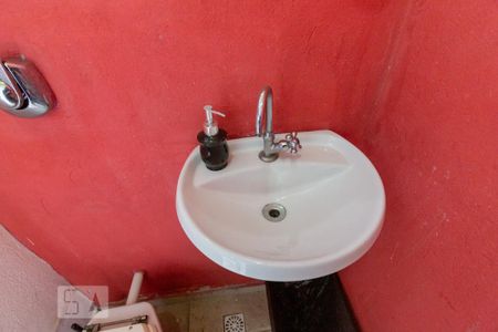 Casa para alugar com 300m², 4 quartos e 1 vaga Casa para alugar com 300m², 4 quartos e 1 vagaLavabo 2