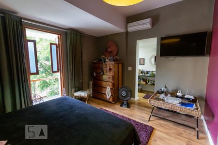 Casa para alugar com 300m², 4 quartos e 1 vaga Casa para alugar com 300m², 4 quartos e 1 vagaSuíte 2