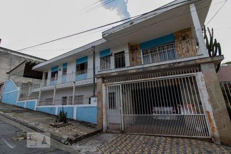 Apartamento à venda com 250m², 3 quartos e 3 vagasFachada