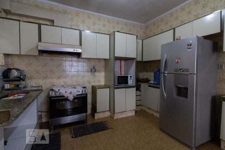 Apartamento à venda com 250m², 3 quartos e 3 vagasCozinha