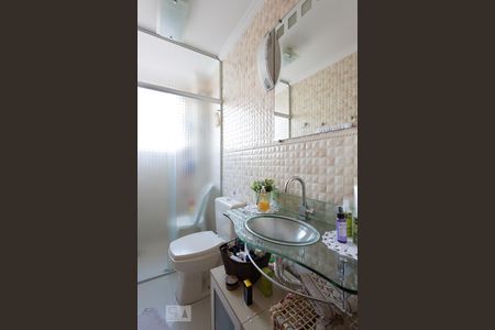 Apartamento à venda com 62m², 2 quartos e 1 vaga Apartamento à venda com 62m², 2 quartos e 1 vagaBanheiro