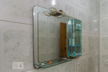 Casa à venda com 196m², 6 quartos e 4 vagasBanheiro Social