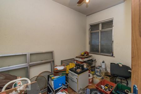 Casa à venda com 196m², 6 quartos e 4 vagasQuarto 2