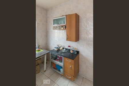 Casa à venda com 196m², 6 quartos e 4 vagasCozinha - Armários