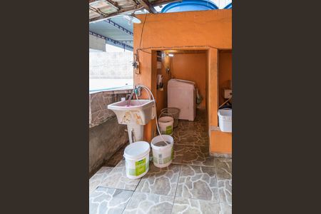 Casa à venda com 196m², 6 quartos e 4 vagasÁrea de Serviço - Lavanderia