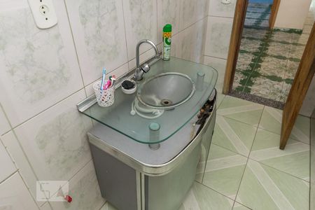 Casa à venda com 196m², 6 quartos e 4 vagasBanheiro Social