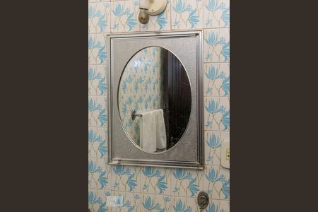 Casa à venda com 196m², 6 quartos e 4 vagasBanheiro - Armário