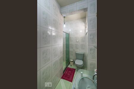 Casa à venda com 196m², 6 quartos e 4 vagasBanheiro Social