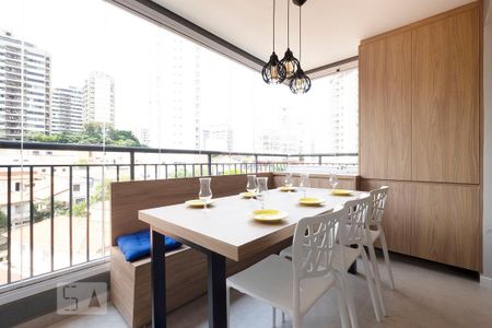 Varanda de apartamento para alugar com 2 quartos, 56m² em Vila Anglo Brasileira, São Paulo