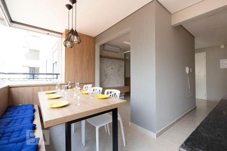 Varanda de apartamento para alugar com 2 quartos, 56m² em Vila Anglo Brasileira, São Paulo