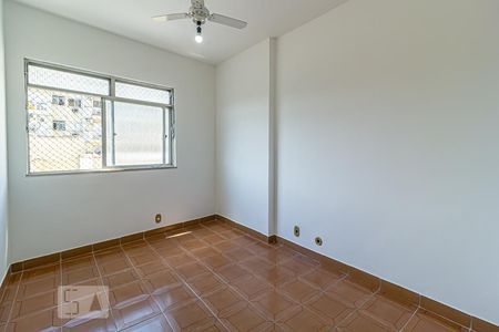 Apartamento para alugar com 76m², 2 quartos e 1 vagaQuarto 1