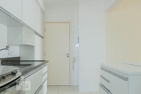 Apartamento à venda com 72m², 2 quartos e 2 vagas Apartamento à venda com 72m², 2 quartos e 2 vagasCozinha