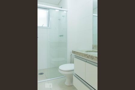 Apartamento à venda com 72m², 2 quartos e 2 vagas Apartamento à venda com 72m², 2 quartos e 2 vagasBanheiro