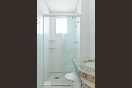 Apartamento à venda com 72m², 2 quartos e 2 vagas Apartamento à venda com 72m², 2 quartos e 2 vagasBanheiro