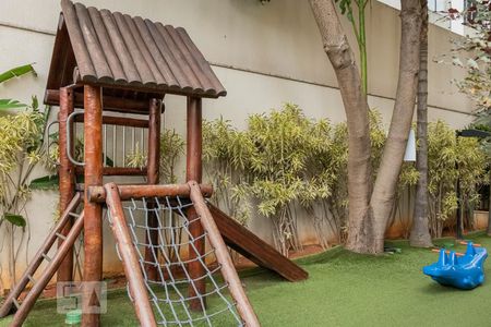 Apartamento à venda com 72m², 2 quartos e 2 vagas Apartamento à venda com 72m², 2 quartos e 2 vagasPlayground