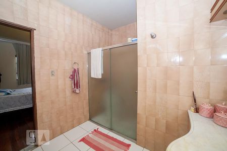 Banheiro da Suíte de casa à venda com 3 quartos, 240m² em Santa Amelia, Belo Horizonte