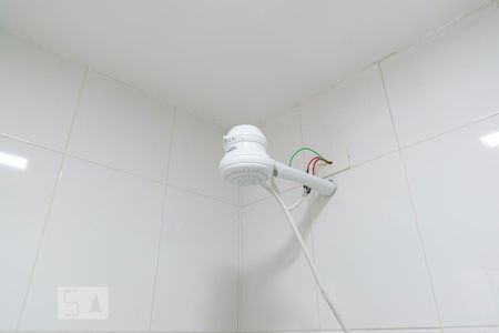 Casa para alugar com 198m², 3 quartos e 2 vagasFundos - Banheiro de serviço