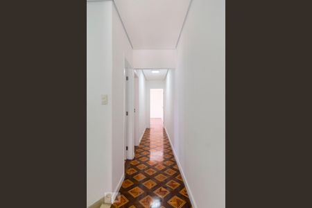 2o. Andar - Corredor de casa para alugar com 3 quartos, 198m² em Vila Brasilina, São Paulo