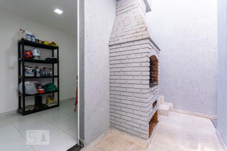 Casa para alugar com 198m², 3 quartos e 2 vagasFundos - Churrasqueira