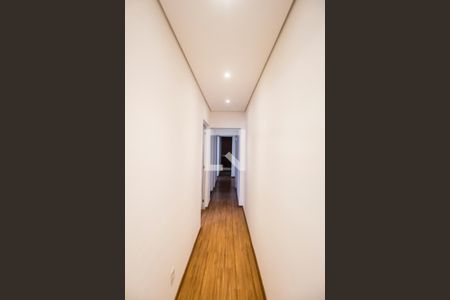 Corredor de casa à venda com 2 quartos, 135m² em Nova Aldeinha, Barueri