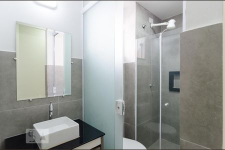 Banheiro de apartamento para alugar com 1 quarto, 36m² em Mirandópolis, São Paulo