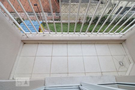 Sacada da sala de apartamento para alugar com 3 quartos, 64m² em Vila Antonieta, São Paulo