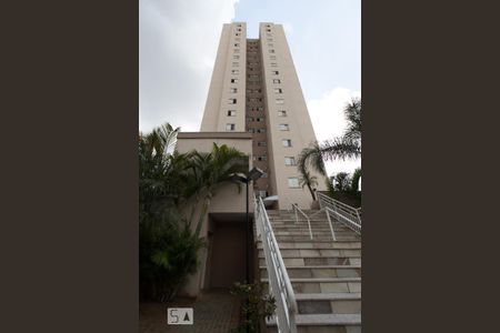 Fachada de apartamento para alugar com 3 quartos, 64m² em Vila Antonieta, São Paulo