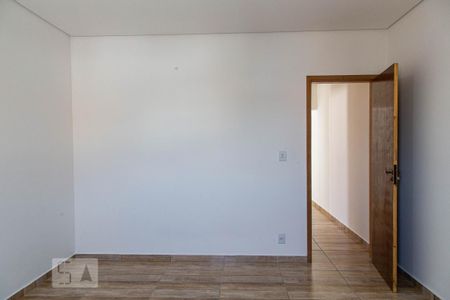 Casa à venda com 55m², 3 quartos e sem vaga Casa à venda com 55m², 3 quartos e sem vagaQuarto 2