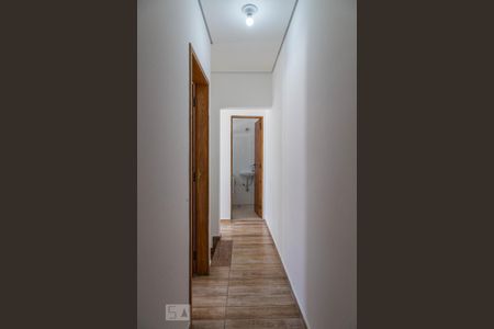 Casa à venda com 55m², 3 quartos e sem vaga Casa à venda com 55m², 3 quartos e sem vagaCorredor