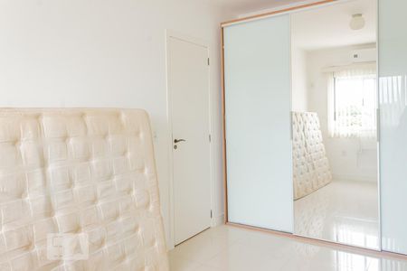 Quarto  de apartamento à venda com 1 quarto, 39m² em Igara, Canoas