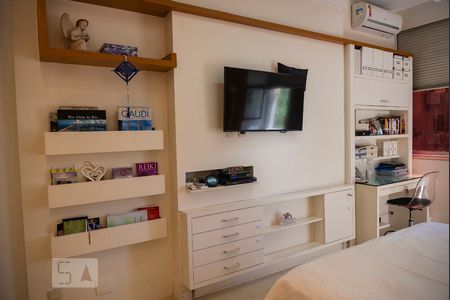 Apartamento à venda com 240m², 4 quartos e 1 vaga Apartamento à venda com 240m², 4 quartos e 1 vagasuíte 1