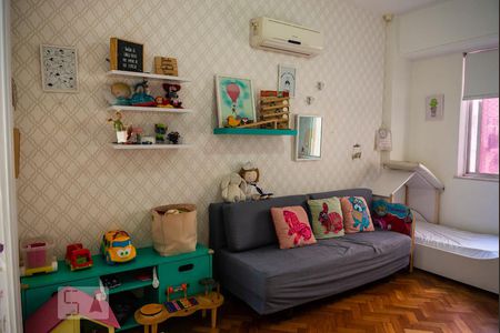 Apartamento à venda com 240m², 4 quartos e 1 vaga Apartamento à venda com 240m², 4 quartos e 1 vagaquarto 1