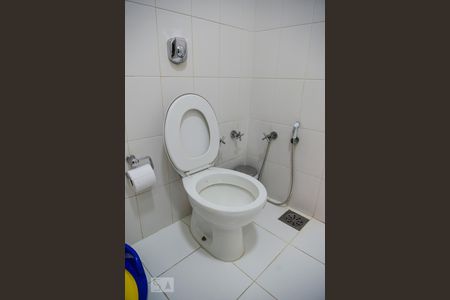 Apartamento à venda com 240m², 4 quartos e 1 vaga Apartamento à venda com 240m², 4 quartos e 1 vagaBanheiro