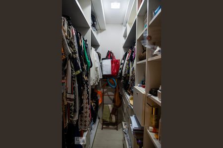 Apartamento à venda com 240m², 4 quartos e 1 vaga