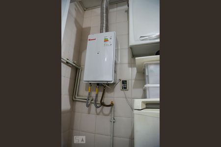 Apartamento à venda com 240m², 4 quartos e 1 vaga Apartamento à venda com 240m², 4 quartos e 1 vagaÁrea de Serviço